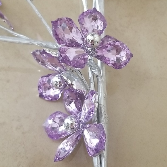 Purple Glass Flower Strand - Picture 2 of 6